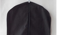 L'attaccatura di cuoio di lusso del PVC ricama il protettore del vestito la borsa di indumento che continua il nero della copertura del vestito
